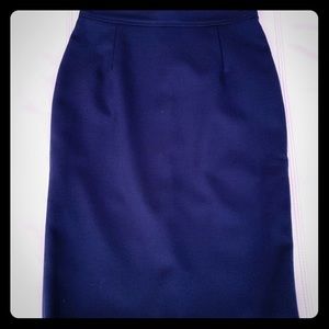 “Et Vous Paris” skirt